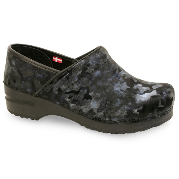 Women's Closed Back Clog, Printed Leather Upper, Polyurethane Outsole, Black, Size 5.5-6 M